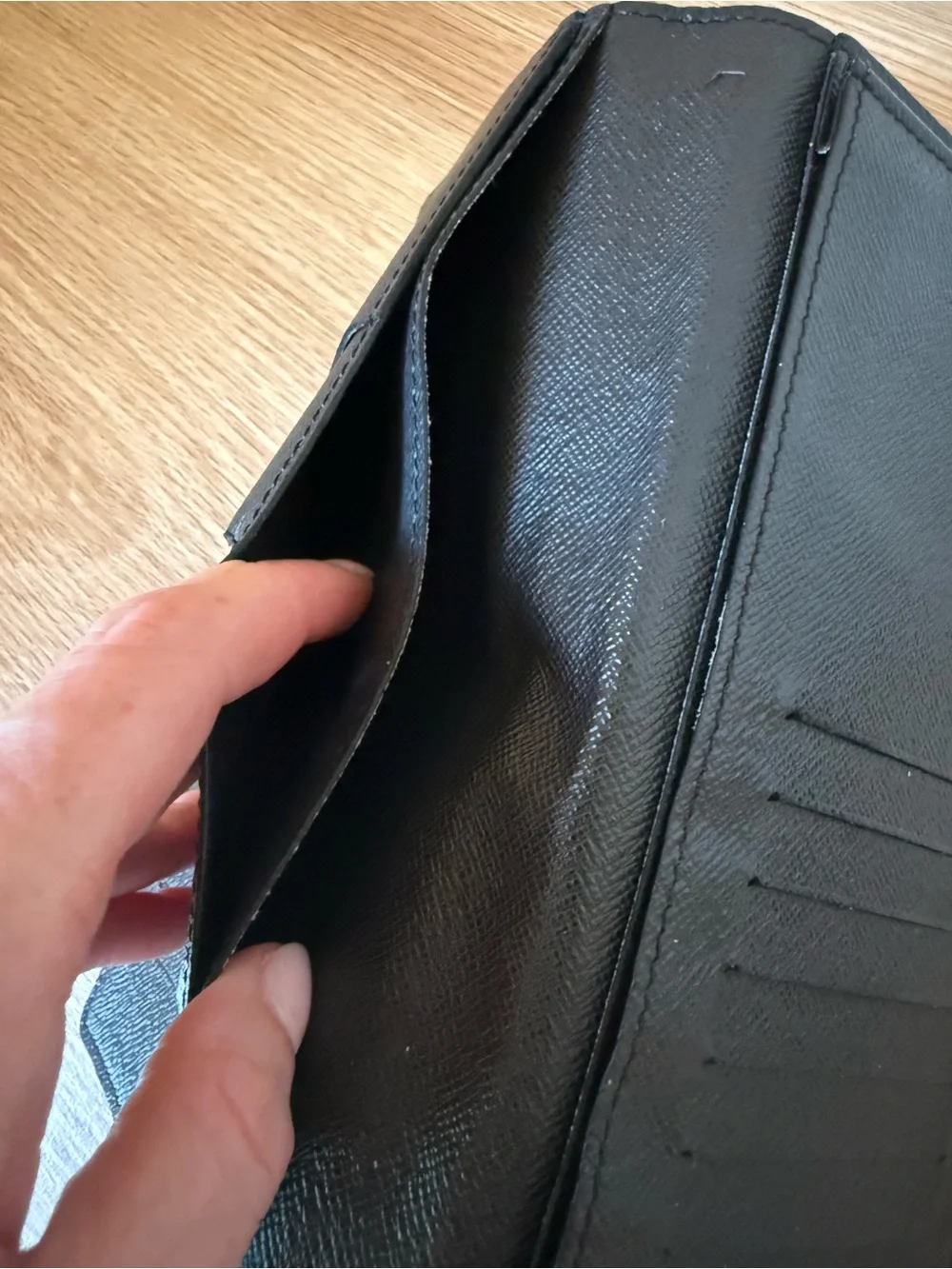 Louis Vuitton slim louis